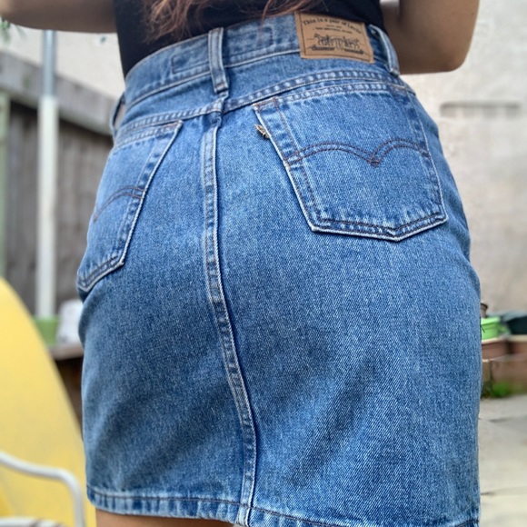 RARE Vintage Levi’s 900 Series Jean Skirt - Picture 8 of 8